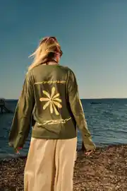 Sage Longsleeve 7